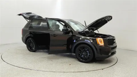 Photos of 2022 Kia Telluride SX for sale in Florence, KY at Tom Gill Chevrolet