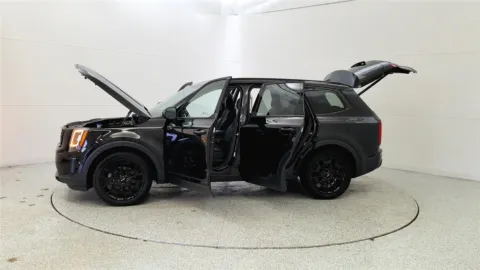 More photos of 2022 Kia Telluride SX at Tom Gill Chevrolet, KY