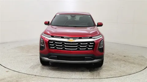 Photos of 2026 Chevrolet Equinox FWD LT for sale in Florence, KY at Tom Gill Chevrolet