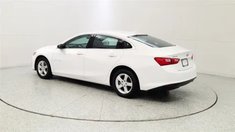 More photos of 2024 Chevrolet Malibu LT at Tom Gill Chevrolet, KY
