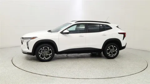 More photos of 2026 Chevrolet Trax LT at Tom Gill Chevrolet, KY