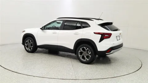 More photos of 2026 Chevrolet Trax LT at Tom Gill Chevrolet, KY