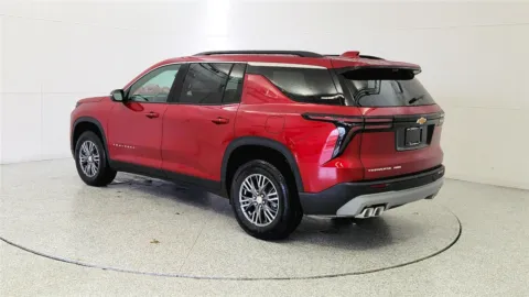 More photos of 2026 Chevrolet Traverse AWD LT at Tom Gill Chevrolet, KY