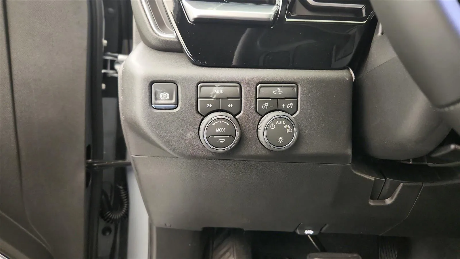 2026 Chevrolet Silverado 1500 LT - Photo 23