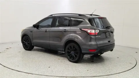More photos of 2017 Ford Escape SE at Tom Gill Chevrolet, KY