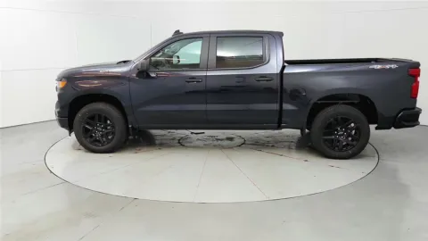 More photos of 2023 Chevrolet Silverado 1500 Custom at Tom Gill Chevrolet, KY