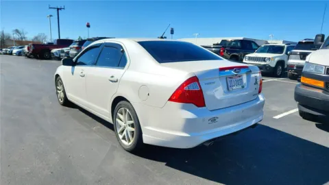 More photos of 2012 Ford Fusion SEL at Tom Gill Chevrolet, KY