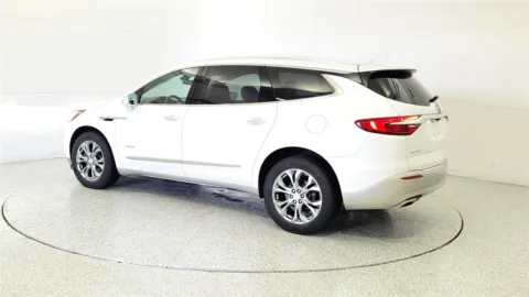 More photos of 2018 Buick Enclave Avenir at Tom Gill Chevrolet, KY