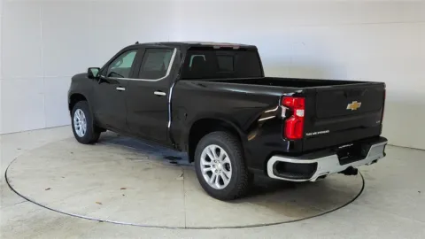 More photos of 2025 Chevrolet Silverado 1500 LTZ at Tom Gill Chevrolet, KY