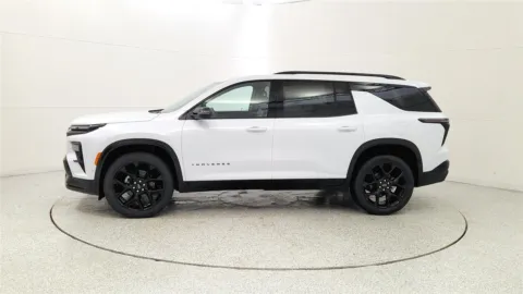 More photos of 2026 Chevrolet Traverse AWD RS at Tom Gill Chevrolet, KY