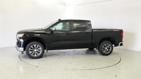 More photos of 2023 Chevrolet Silverado 1500 LT at Tom Gill Chevrolet, KY