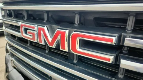 More photos of 2022 GMC Sierra 2500HD AT4 at Tom Gill Chevrolet, KY