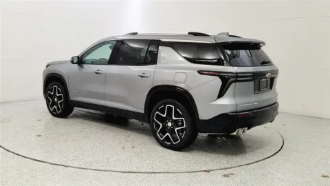 More photos of 2026 Chevrolet Traverse AWD High Country at Tom Gill Chevrolet, KY