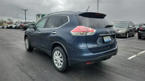 More photos of 2016 Nissan Rogue S at Tom Gill Chevrolet, KY