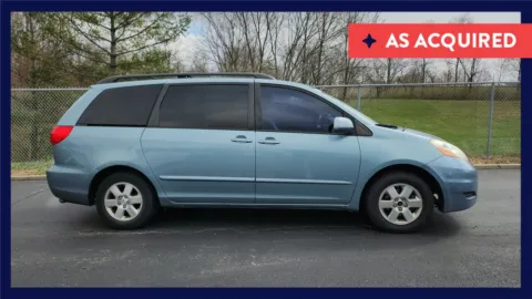 Blue 2008 Toyota Sienna XLE for sale in Florence, KY
