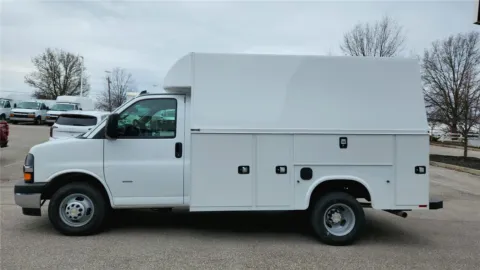 Photos of 2025 Chevrolet Express Cutaway 3500 for sale in Florence, KY at Tom Gill Chevrolet