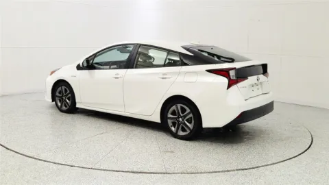 More photos of 2020 Toyota Prius XLE at Tom Gill Chevrolet, KY