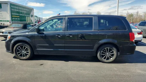 More photos of 2015 Dodge Grand Caravan SE Plus at Tom Gill Chevrolet, KY