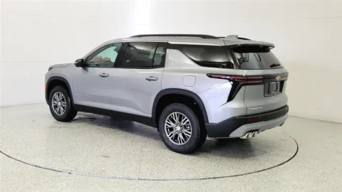 More photos of 2026 Chevrolet Traverse FWD LT at Tom Gill Chevrolet, KY