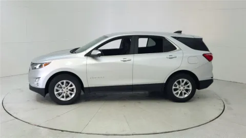 More photos of 2021 Chevrolet Equinox LT at Tom Gill Chevrolet, KY