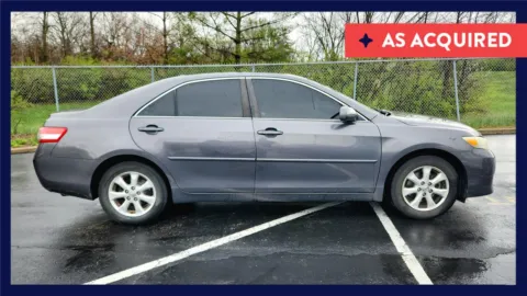 Gray 2011 Toyota Camry SE for sale in Florence, KY