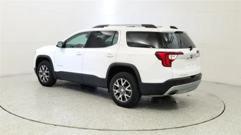 More photos of 2023 GMC Acadia SLT at Tom Gill Chevrolet, KY