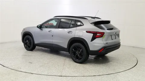 More photos of 2026 Chevrolet Trax LT at Tom Gill Chevrolet, KY