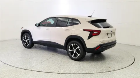 More photos of 2026 Chevrolet Trax 1RS at Tom Gill Chevrolet, KY