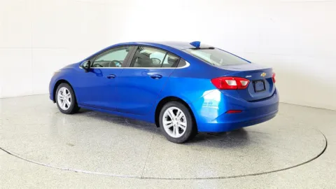 More photos of 2017 Chevrolet Cruze LT at Tom Gill Chevrolet, KY