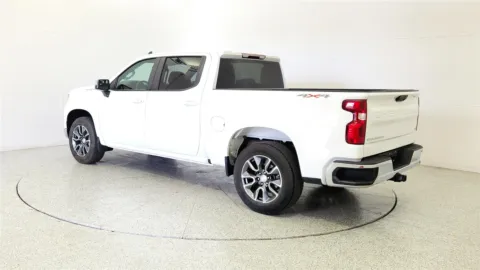More photos of 2023 Chevrolet Silverado 1500 LT at Tom Gill Chevrolet, KY