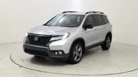 Another view of 2020 Honda Passport Touring for sale in Florence, KY at Tom Gill Chevrolet