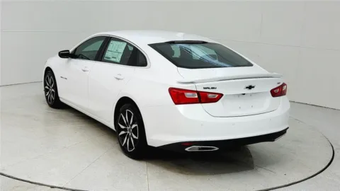More photos of 2024 Chevrolet Malibu RS at Tom Gill Chevrolet, KY