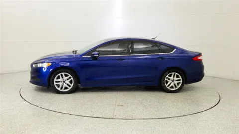More photos of 2014 Ford Fusion SE at Tom Gill Chevrolet, KY