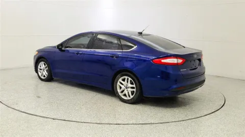 More photos of 2014 Ford Fusion SE at Tom Gill Chevrolet, KY