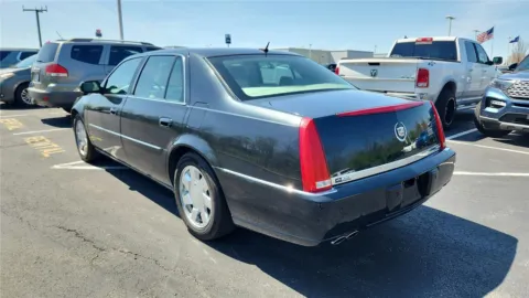 More photos of 2008 Cadillac DTS w/1SD at Tom Gill Chevrolet, KY