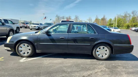 More photos of 2008 Cadillac DTS w/1SD at Tom Gill Chevrolet, KY