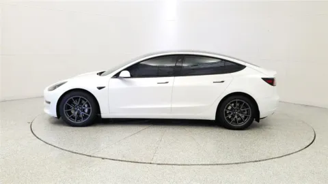 More photos of 2021 Tesla Model 3 Long Range at Tom Gill Chevrolet, KY