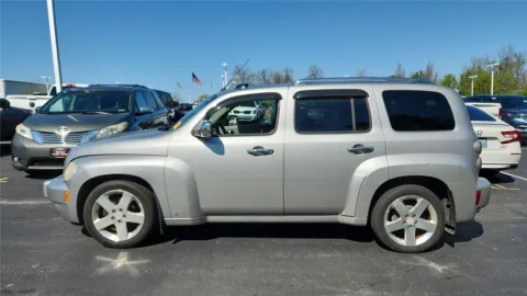 More photos of 2006 Chevrolet HHR LT at Tom Gill Chevrolet, KY