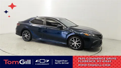 Green 2021 Toyota Camry SE for sale in Florence, KY