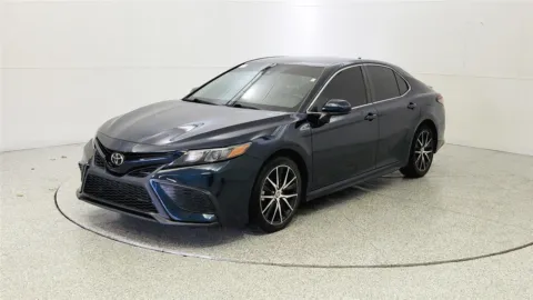 Another view of 2021 Toyota Camry SE for sale in Florence, KY at Tom Gill Chevrolet