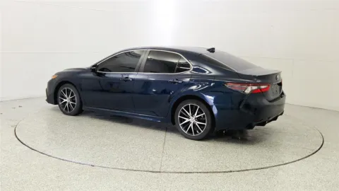 More photos of 2021 Toyota Camry SE at Tom Gill Chevrolet, KY