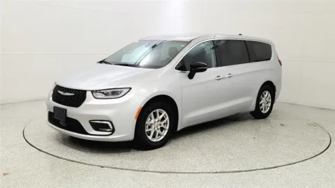 Another view of 2024 Chrysler Pacifica Touring L for sale in Florence, KY at Tom Gill Chevrolet