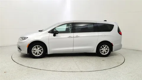 More photos of 2024 Chrysler Pacifica Touring L at Tom Gill Chevrolet, KY