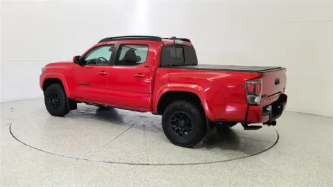 More photos of 2019 Toyota Tacoma SR5 at Tom Gill Chevrolet, KY
