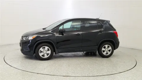 More photos of 2020 Chevrolet Trax LS at Tom Gill Chevrolet, KY