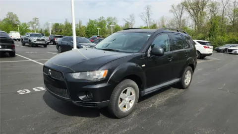 More photos of 2010 Mitsubishi Outlander ES at Tom Gill Chevrolet, KY