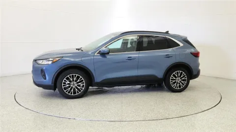 More photos of 2025 Ford Escape Plug-In Hybrid PHEV at Tom Gill Chevrolet, KY
