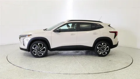 More photos of 2026 Chevrolet Trax 2RS at Tom Gill Chevrolet, KY