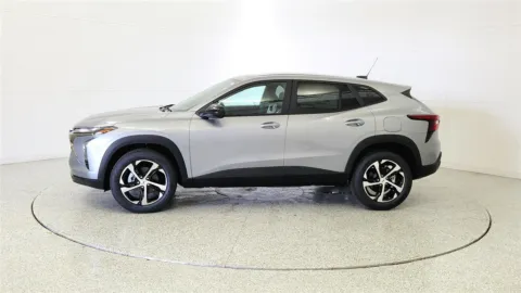 More photos of 2026 Chevrolet Trax 1RS at Tom Gill Chevrolet, KY