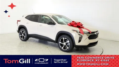 White 2026 Chevrolet Trax 1RS for sale in Florence, KY